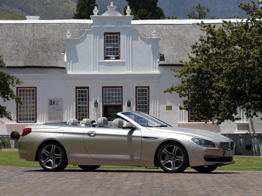  BMW 650i Convertible 2011 года  (ZA) (фото 2 из 16)